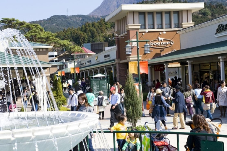 طوكيو: جولة ليوم كامل في مركز غوتيمبا أوتلت التجاري وميناء نومازو