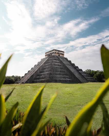 Chichen Itza On-Site Guided Tour with Certified Local Expert