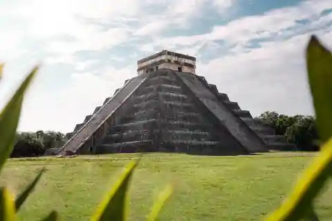 Cancun: access to Chichén Itzá, Ek Balam, a Cenote and Lunch