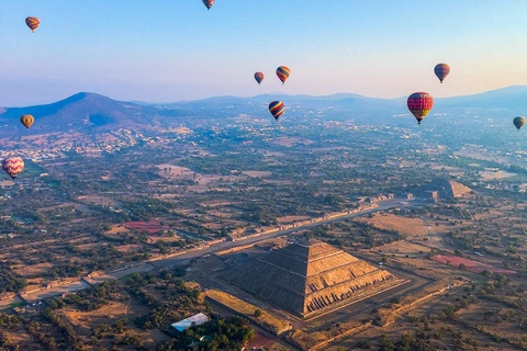 Teotihuacan : Vol en montgolfière avec petit-déjeuner et transport