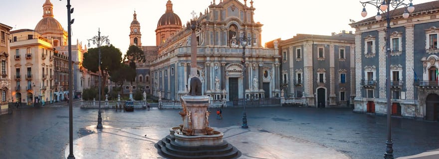 Au départ de Taormine : Tour de Catane et Syracuse