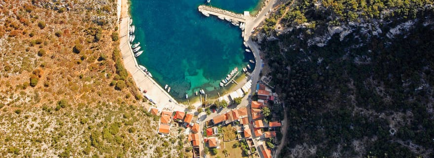 Céphalonie : Croisière Ithaque au départ d'Agia Efimia avec transfert en bus