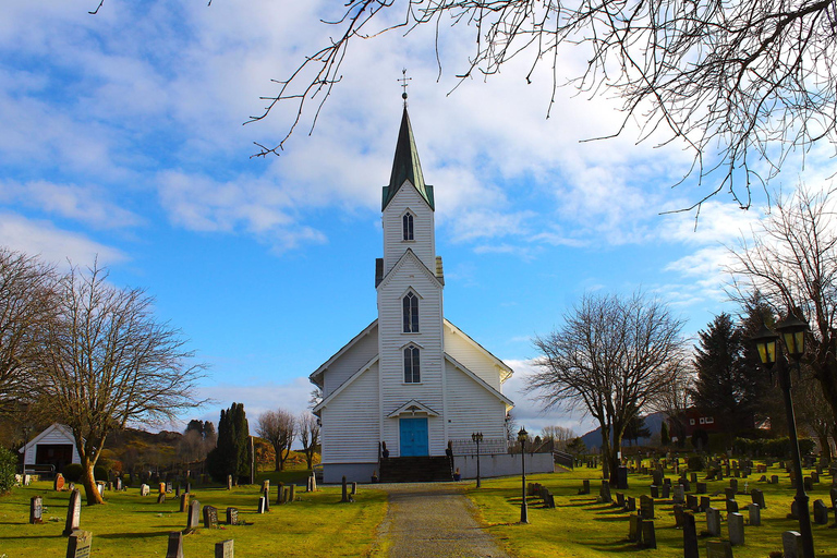 Ålesund-Sæbø round trip ( 1,5 hour stop in Sæbø)