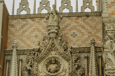 Venice: History Tour of Doge's Palace and Casanova's Prison Venice: The history of Doge's Palace and Casanova's Prison