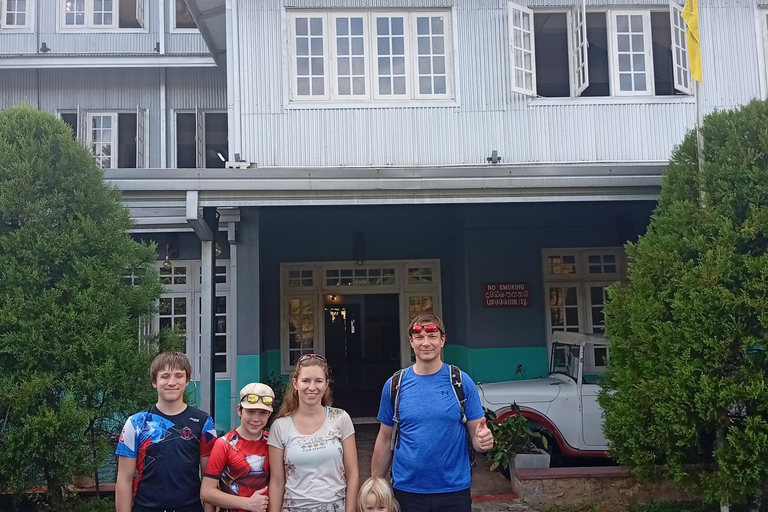 Kandy: Ambuluwawa, Pinnawala & Tea Factory by Tuk Tuk