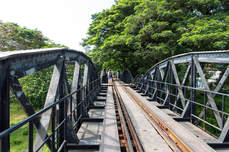 BKK: Damnoen Floating Market, Maeklong Rail & River Bridge