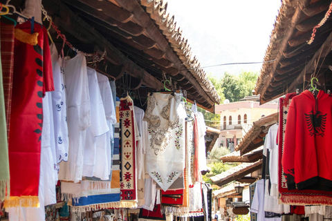 De Durres/Golem: Viagem de um dia a Kruja com almoço tradicionalFrom Tirana/Durres: Kruja Day Trip with Traditional Lunch