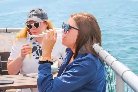 Plymouth: 2-Hour Party Cruise with Drinks and Music