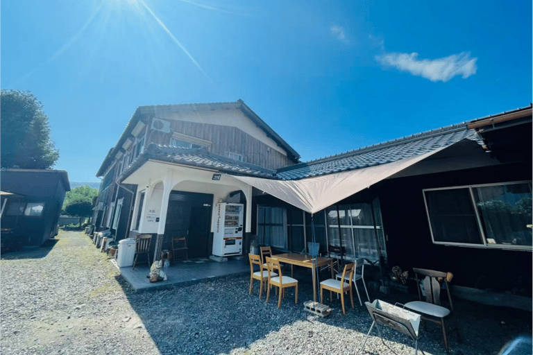 From Osaka or Kyoto: Hakodateyama & Okuibuki Ski 2-Day Trip