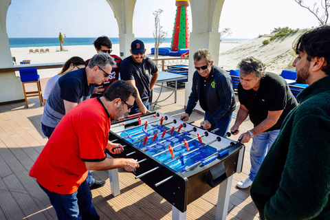 Monster Bus Wüstensafari mit Tagespass im Al Majles Resort