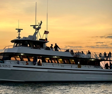 Hyannis: Hyannis Harbor Fireworks Cruise