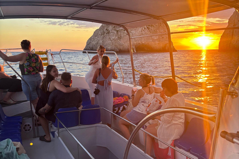 Speedboat Sunset Cruise: Caves & Free Wine Zakynthos Speedboat Sunset Cruise: Caves & Free Wine