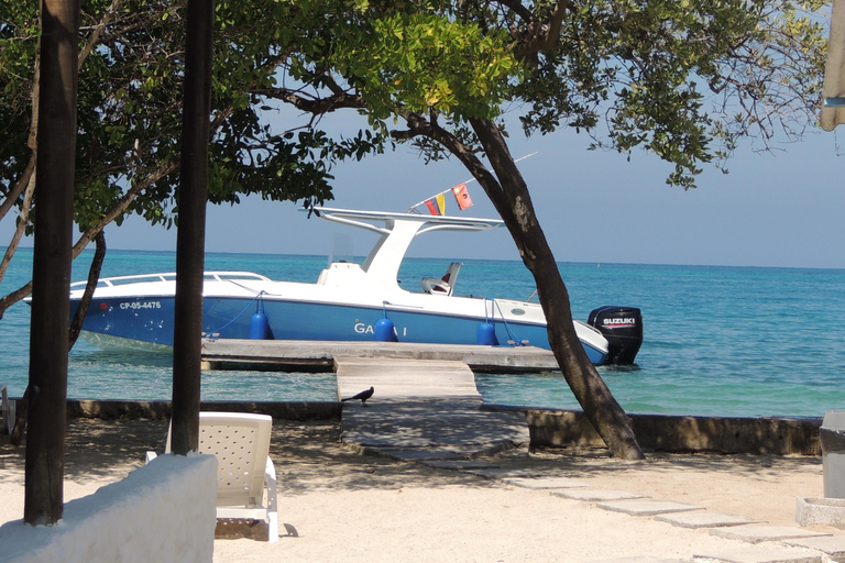 Cartagena: Wycieczka 1-dniowa na Wyspy Rosario: nurkowanie z rurką i plaża