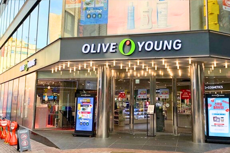 Seoul: K-Beauty Tour with Premium Clinic & Shopping