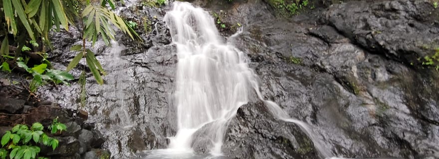 Bali : visite de la cascade de Sidemen et purification au temple