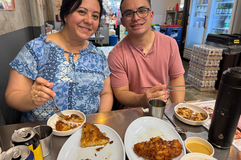 Seoul: Local Vibes, Food & Market Tour with 12+ Tastings