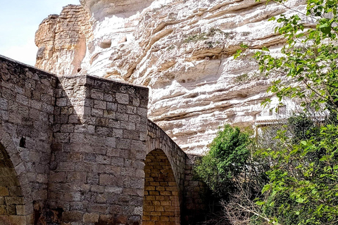 Valencia: Alcalá del Júcar Private Day Trip with Guide