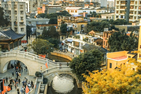 Guangzhou Cantonese Opera Heritage Tour &amp; Costume Experience