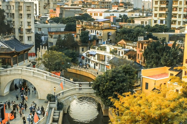 Guangzhou Cantonese Opera Heritage Tour &amp; Costume Experience