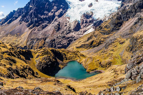 From Cusco: 4-Day Lares Trek to Machu Picchu