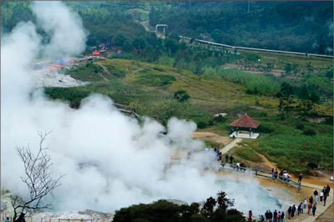 De Yogyakarta: Viagem guiada de 1 dia ou ao nascer do sol no platô de Dieng