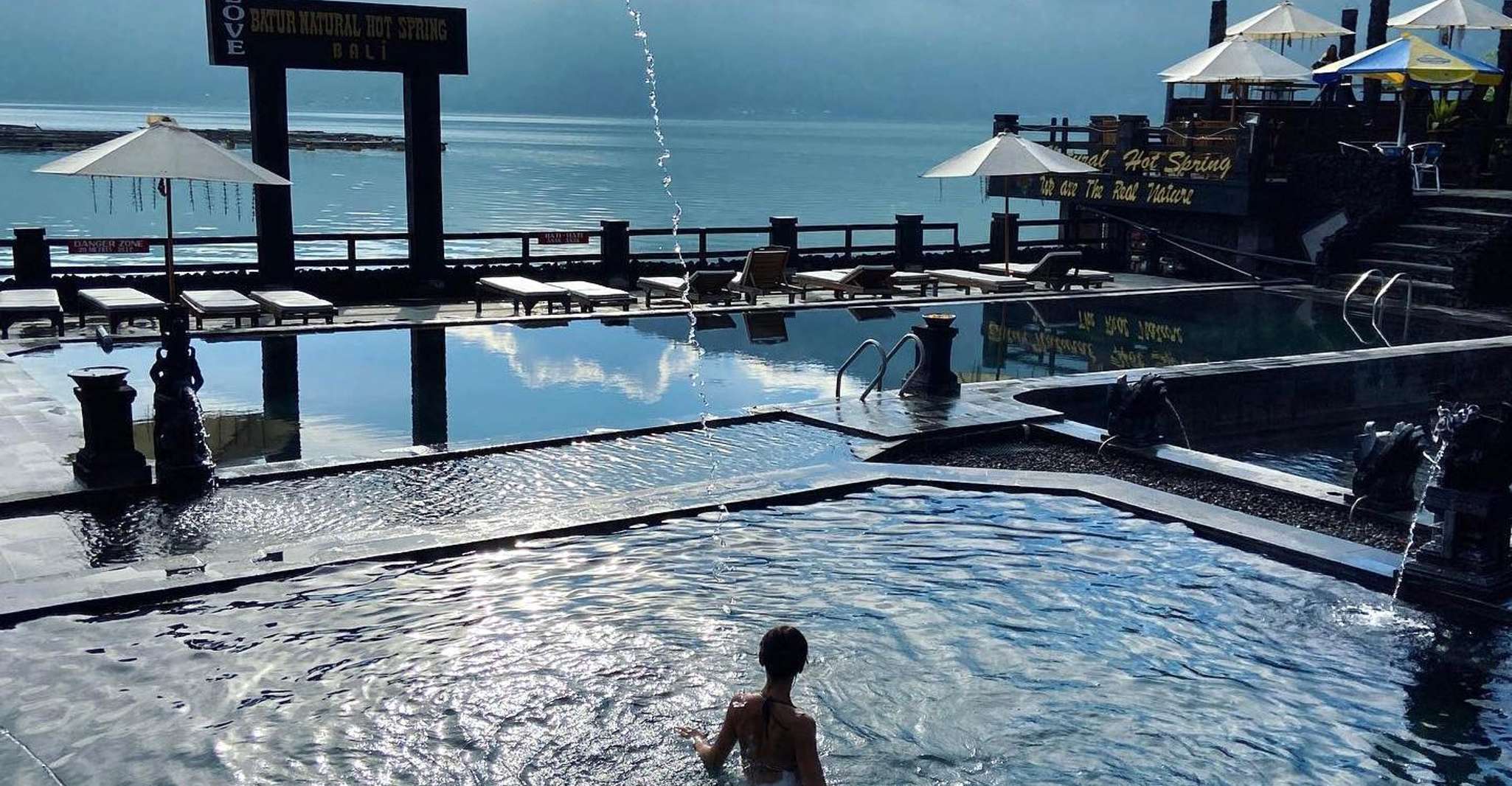 Batur, heiße Quellen, Taman Sari Wasserfall und Tirta Empul - Hizvo