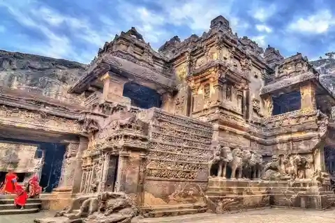 Skip-the-queue private Ajanta & Ellora 2-Day Tour ticket inc