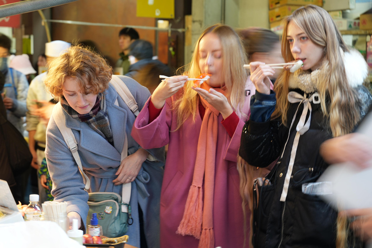 Tsukiji Food & History Walking Tour with a Friendly Guide