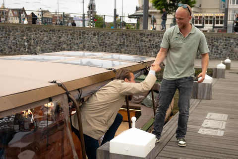 Amsterdam: Covered Heated Canal Cruise with Bitterballen
