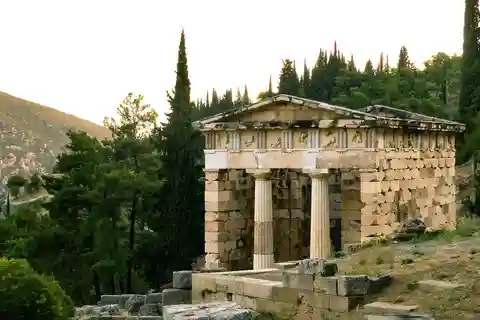 Delphi Skip-The-Line Private Tour - Expert Guide & Admission