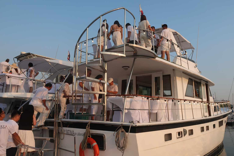 Subic : Dîner-croisière en bateau au coucher du soleil depuis Manille et ClarkSubic : Dîner-croisière en yacht au coucher du soleil depuis Manille et Clark