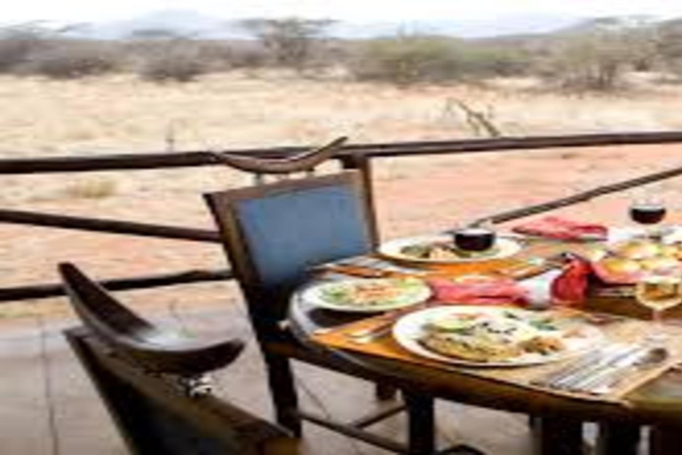 Kenya: 10-Day Private Safari with Accommodation