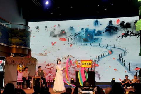 Chongqing: Sichuan face-changing Cultural Heritage Show