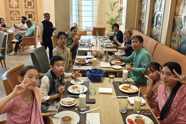 From Delhi: Taj Mahal Sunrise Tour with Elephant SOS Centres Tour with Car, Driver, Ticket, Guide & 5star Meals