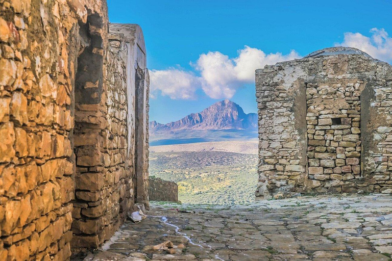 Tunis:Uit de tijd Berberdorpen Tekrouna en Zriba Alia