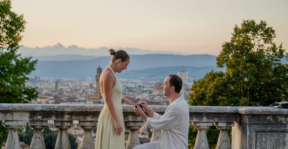 Florence: Photo Shoot with a Local Photographer