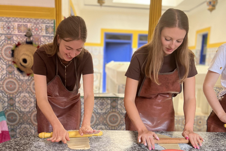 Marrakech: Moroccan Pastries and Tea Class with a Local