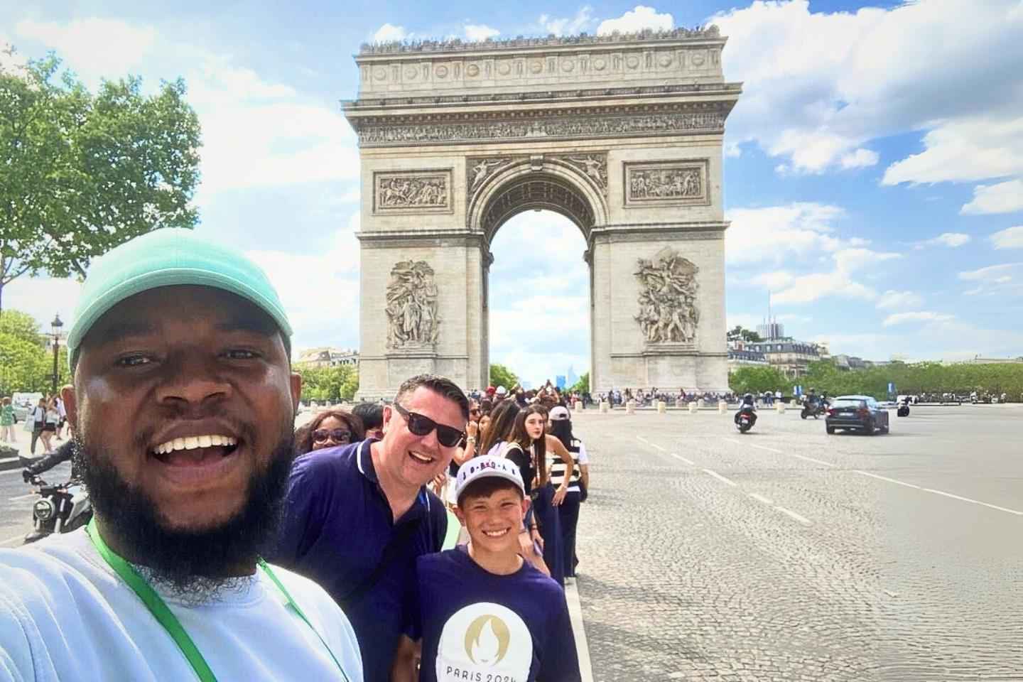 Paris: Champs-lyses Tour with Macarons & Arc de Triomphe - Paris: Champs-Élysées Tour with Macarons & Arc de Triomphe