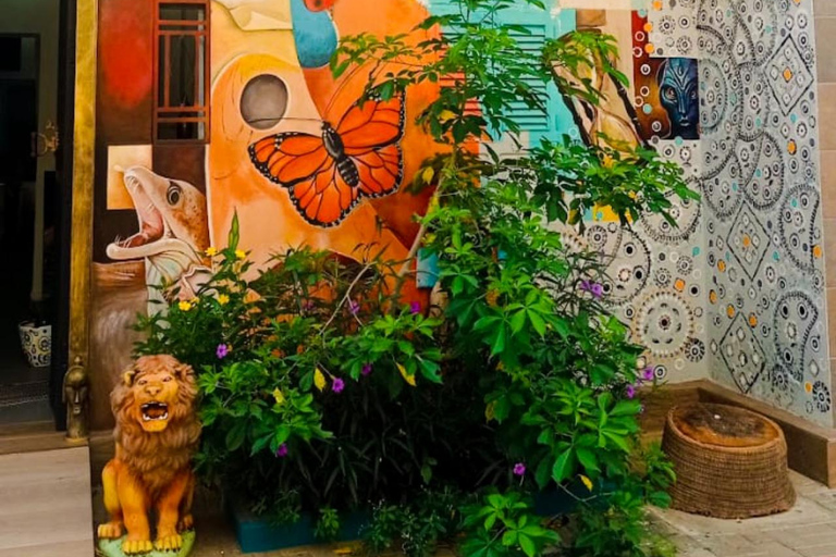 Praia: 3 hours – Museum & Street Art and Local Markets Small Groups