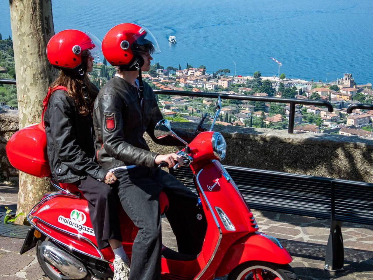 Peschiera del Garda: App-geführte Vespa-Tour am Gardasee