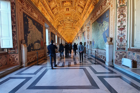 Vatican Museums Sistine Chapel Tour - skip the line Vatican Museums Sistine Chapel tour - skip the line
