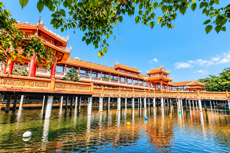 From Da Nang: Private Transfer to Hue 6 Stops