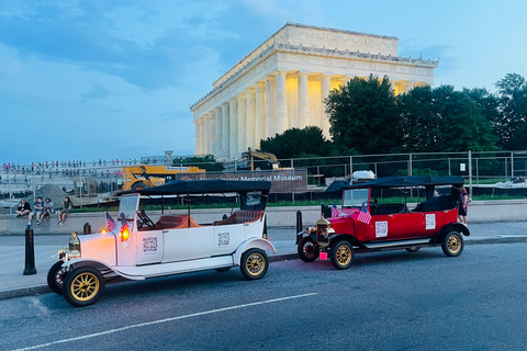 Washington, DC: Monuments &amp; Memorials Tour in a Vintage Car