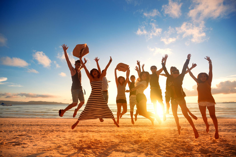 Lisbon: Half Day Cascais Beach & Wine Pass