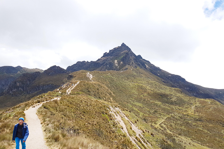 Rucu Pichincha Summit Hike from Quito with Private Guide