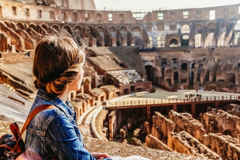 Colosseum, Palatijn en Forum Sla de wachtrij over bij kleine groepsreisGroepstour in het Engels