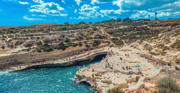 From Sliema: Marsaxlokk Market, St Peter’s Pool & Boat Tour