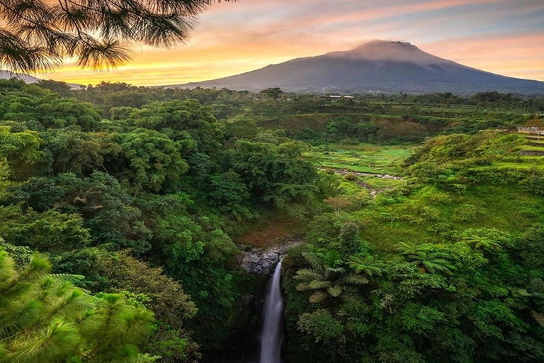 Mount Merapi 4WD Jeep Tour & Kedung Kayang Waterfall Tour