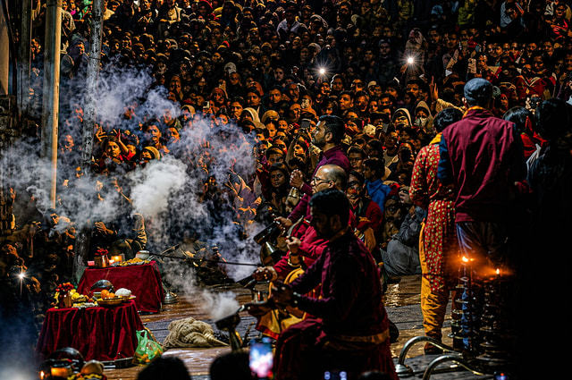 Sacred Pashupatinath: Aarati,Cremation Rites & Boudha Stupa