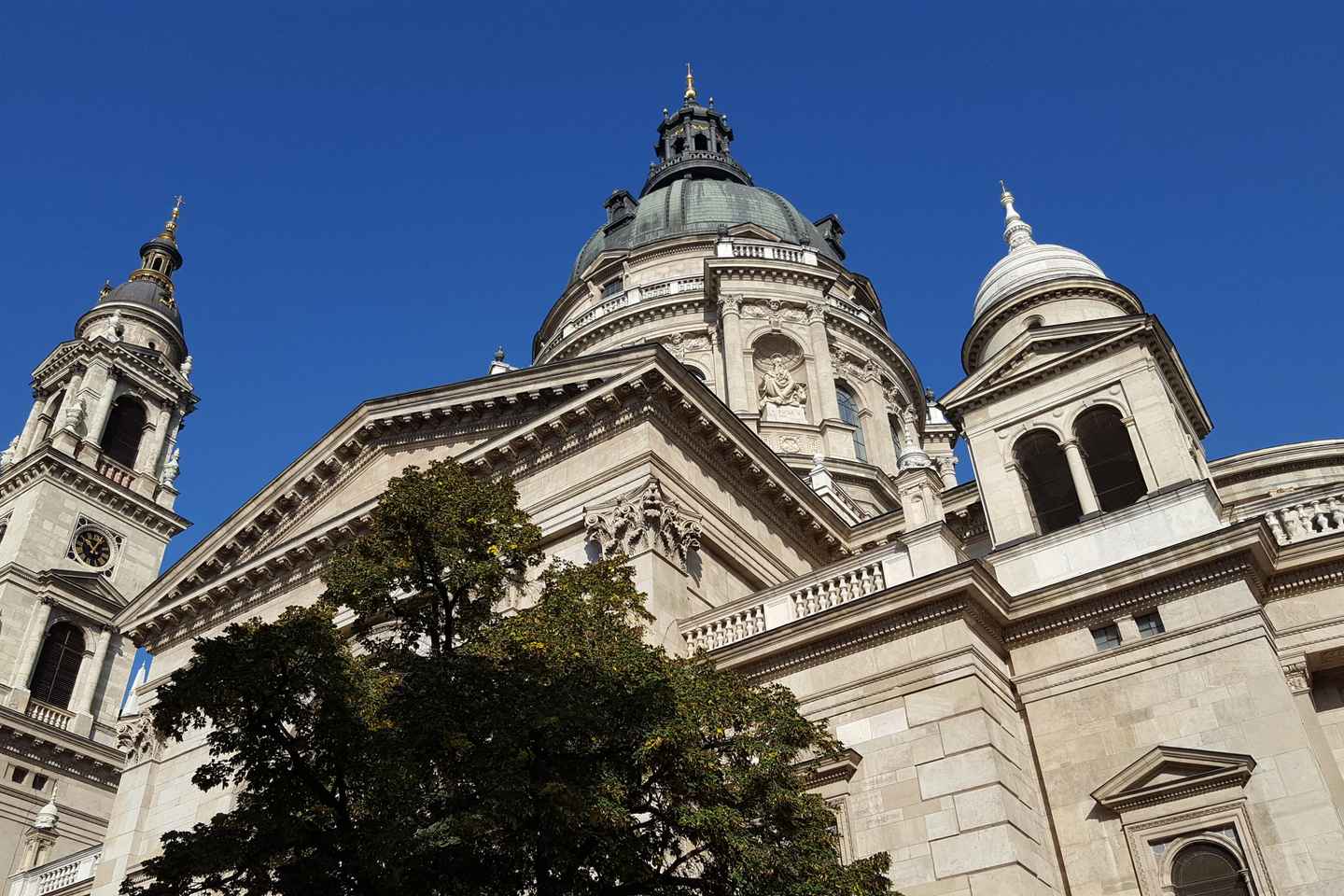 Einkareisn: Byrjaðu ferðalagið í Búdapest